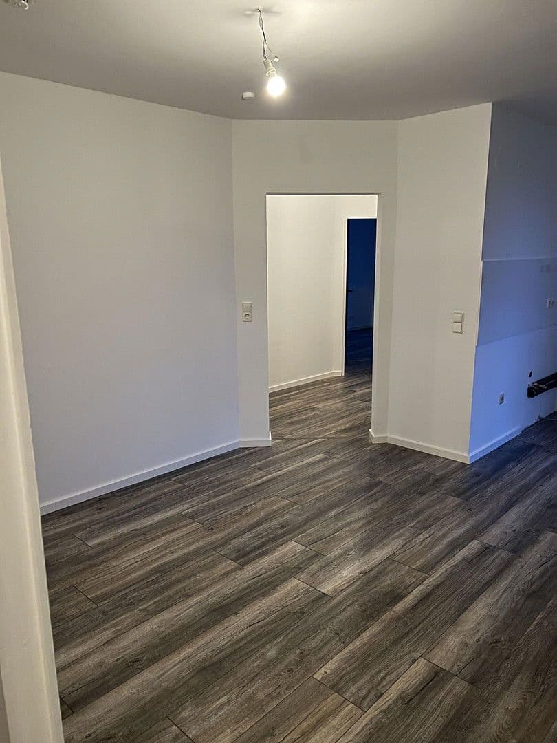 Pronájem bytu 3+1 114 m², Bremen, Bremen Pronájem bytu 3+1 114 m², Bremen, Bremen