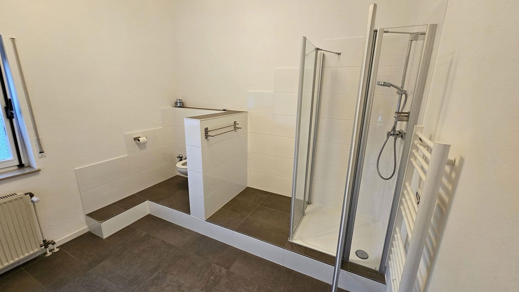 Pronájem bytu 4+1 118 m², Grävenwiesbach, Hessen Pronájem bytu 4+1 118 m², Grävenwiesbach, Hessen