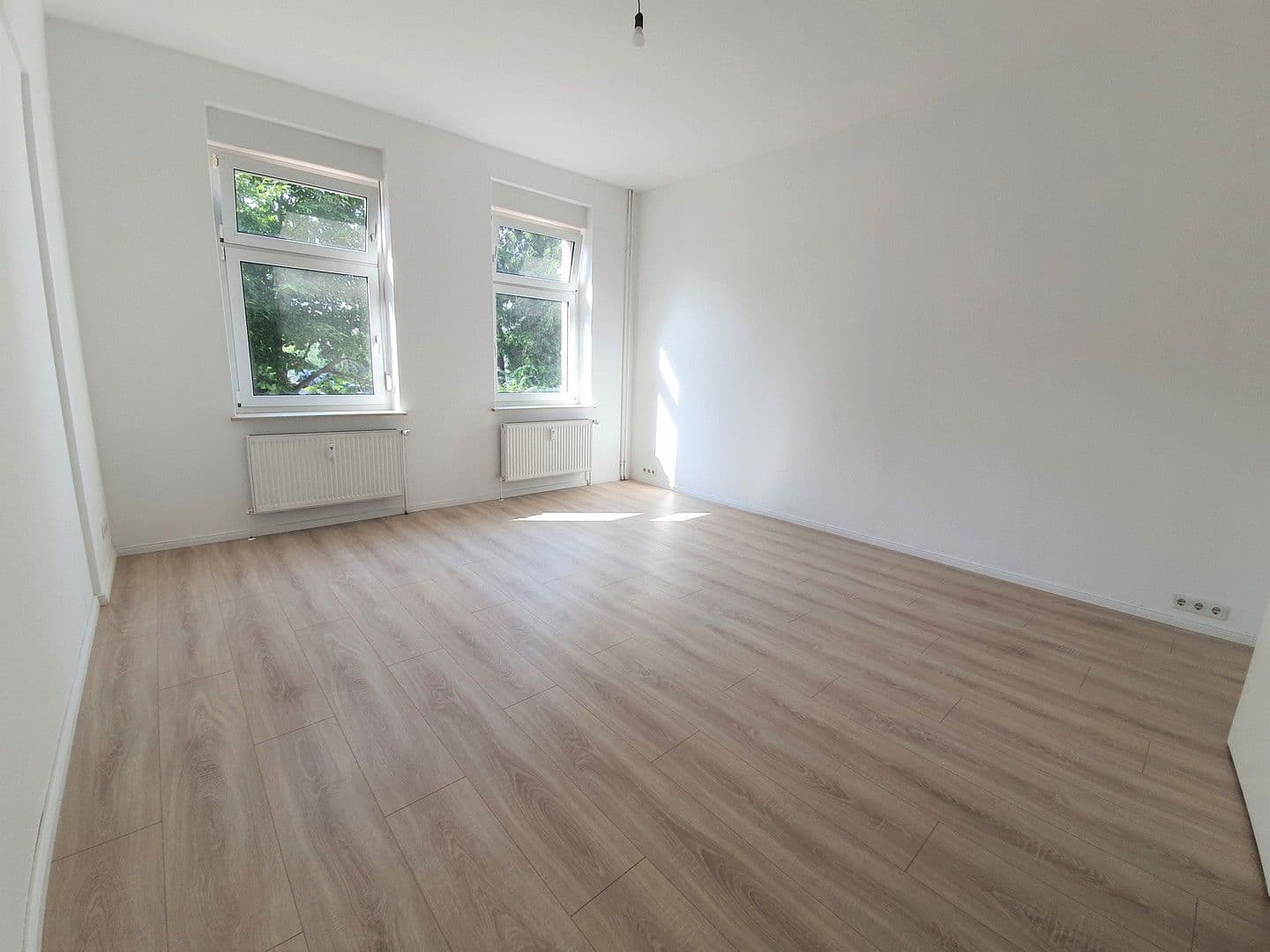 Pronájem bytu 2+1 58 m², Lindenstraße 32, Velten, Braniborsko Pronájem bytu 2+1 58 m², Lindenstraße 32, Velten, Braniborsko