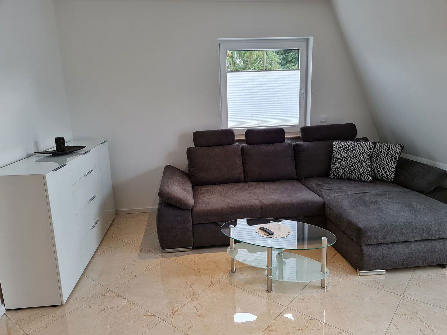 Pronájem bytu 3+1 75 m², Farmersteg 10, Hoppegarten, Braniborsko Pronájem bytu 3+1 75 m², Farmersteg 10, Hoppegarten, Braniborsko