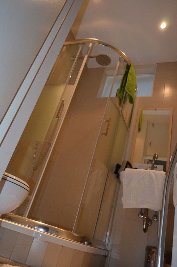 Prodej bytu 4+1 146 m², Prinzregentenstr., Berlin, Berlín Prodej bytu 4+1 146 m², Prinzregentenstr., Berlin, Berlín