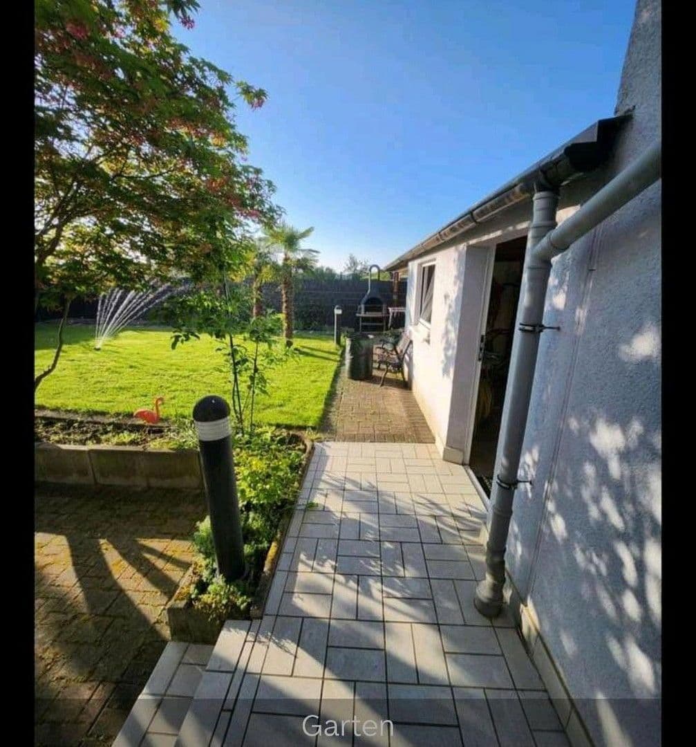 Pronájem bytu 2+1 65 m², Weinheim, Bádensko-Württembersko Pronájem bytu 2+1 65 m², Weinheim, Bádensko-Württembersko