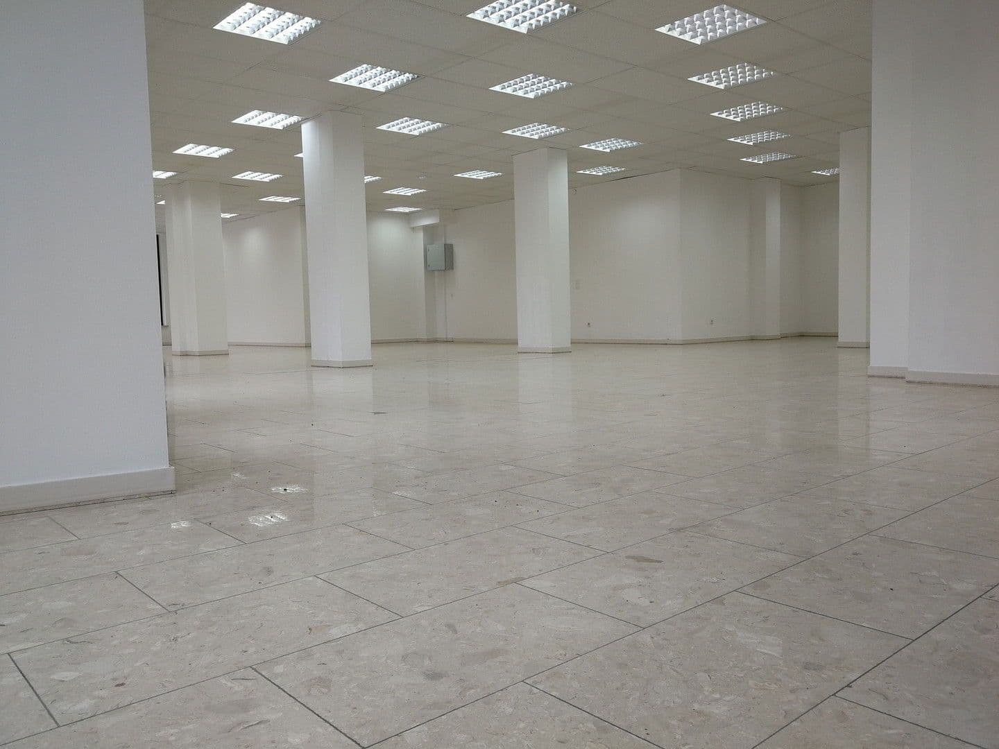 Pronájem nebytového prostoru 200 m², Hauptstraße 19 A, Neusäß, Bavorsko Pronájem nebytového prostoru 200 m², Hauptstraße 19 A, Neusäß, Bavorsko