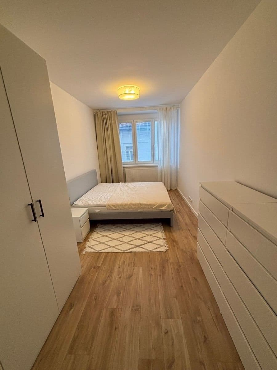Pronájem bytu 2+kk 45 m², Boleslavova, Praha, Praha Pronájem bytu 2+kk 45 m², Boleslavova, Praha, Praha
