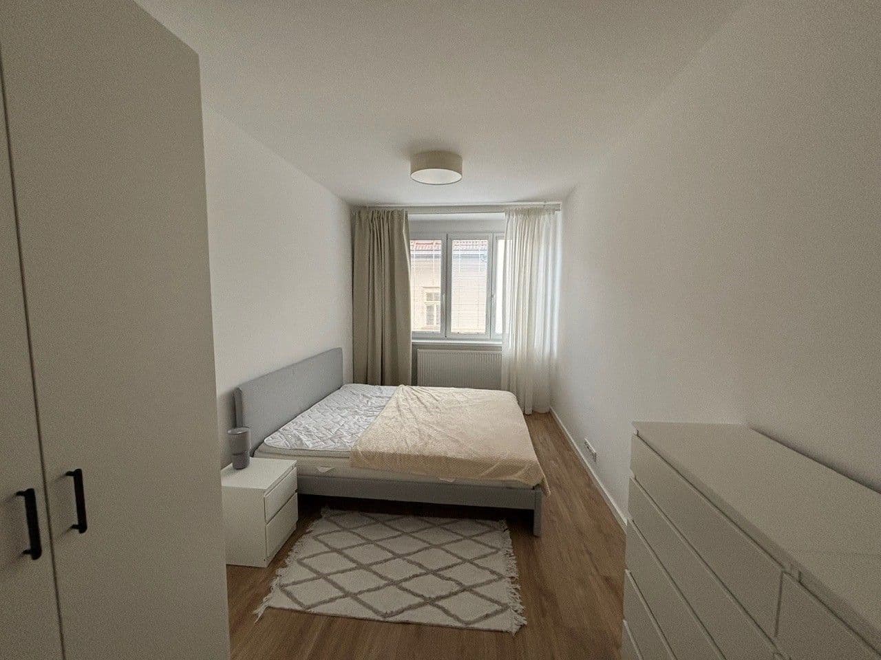 Pronájem bytu 2+kk 45 m², Boleslavova, Praha, Praha Pronájem bytu 2+kk 45 m², Boleslavova, Praha, Praha