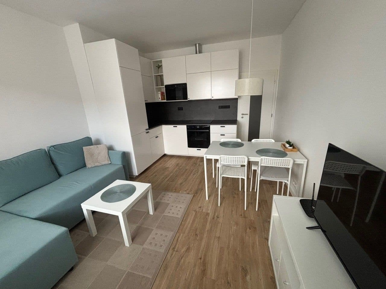 Pronájem bytu 2+kk 45 m², Boleslavova, Praha, Praha Pronájem bytu 2+kk 45 m², Boleslavova, Praha, Praha