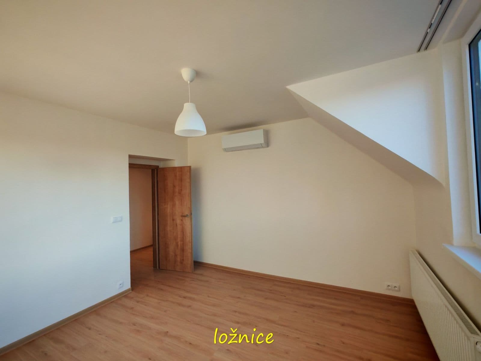 Pronájem bytu 2+1 63 m², Jugoslávských partyzánů, Praha, Praha Pronájem bytu 2+1 63 m², Jugoslávských partyzánů, Praha, Praha