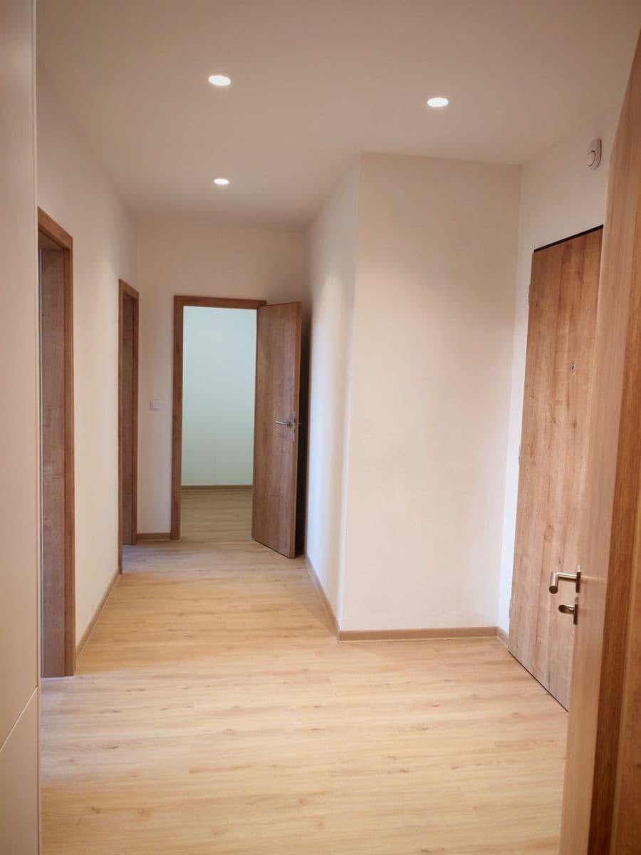 Pronájem bytu 2+1 63 m², Jugoslávských partyzánů, Praha, Praha Pronájem bytu 2+1 63 m², Jugoslávských partyzánů, Praha, Praha