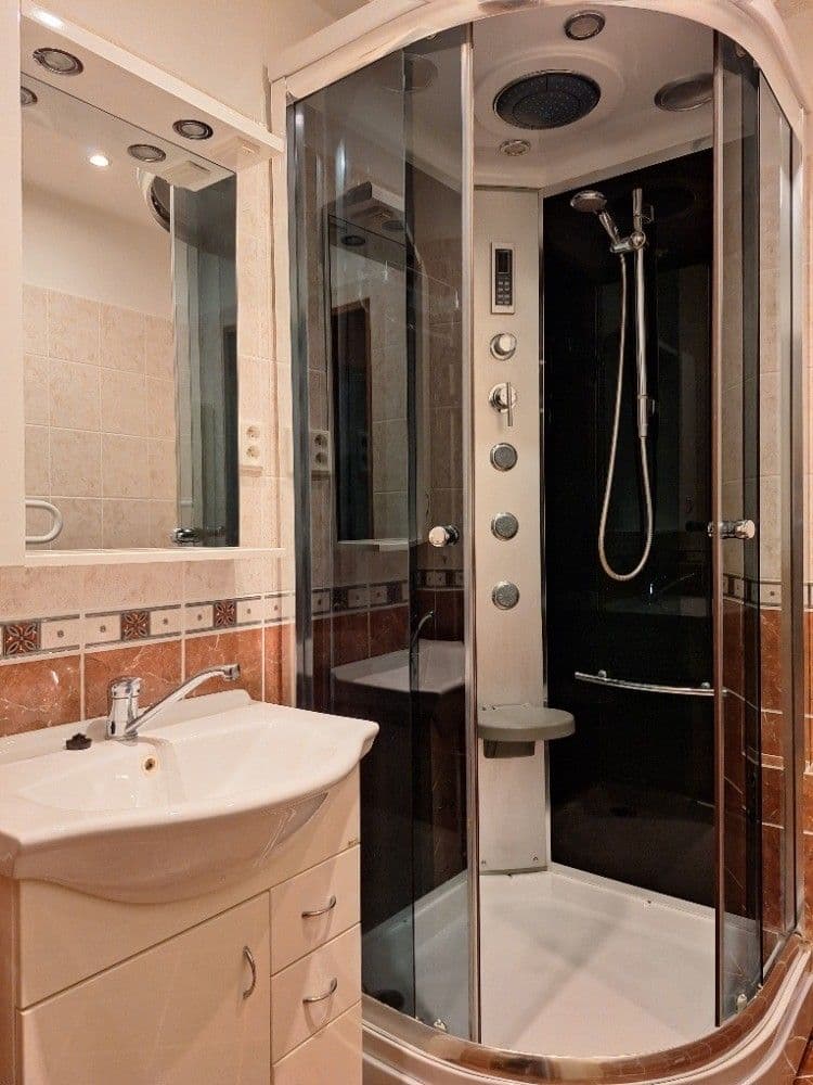 Prodej bytu 3+1 75 m², Ježkova, Liberec, Liberecký kraj Prodej bytu 3+1 75 m², Ježkova, Liberec, Liberecký kraj