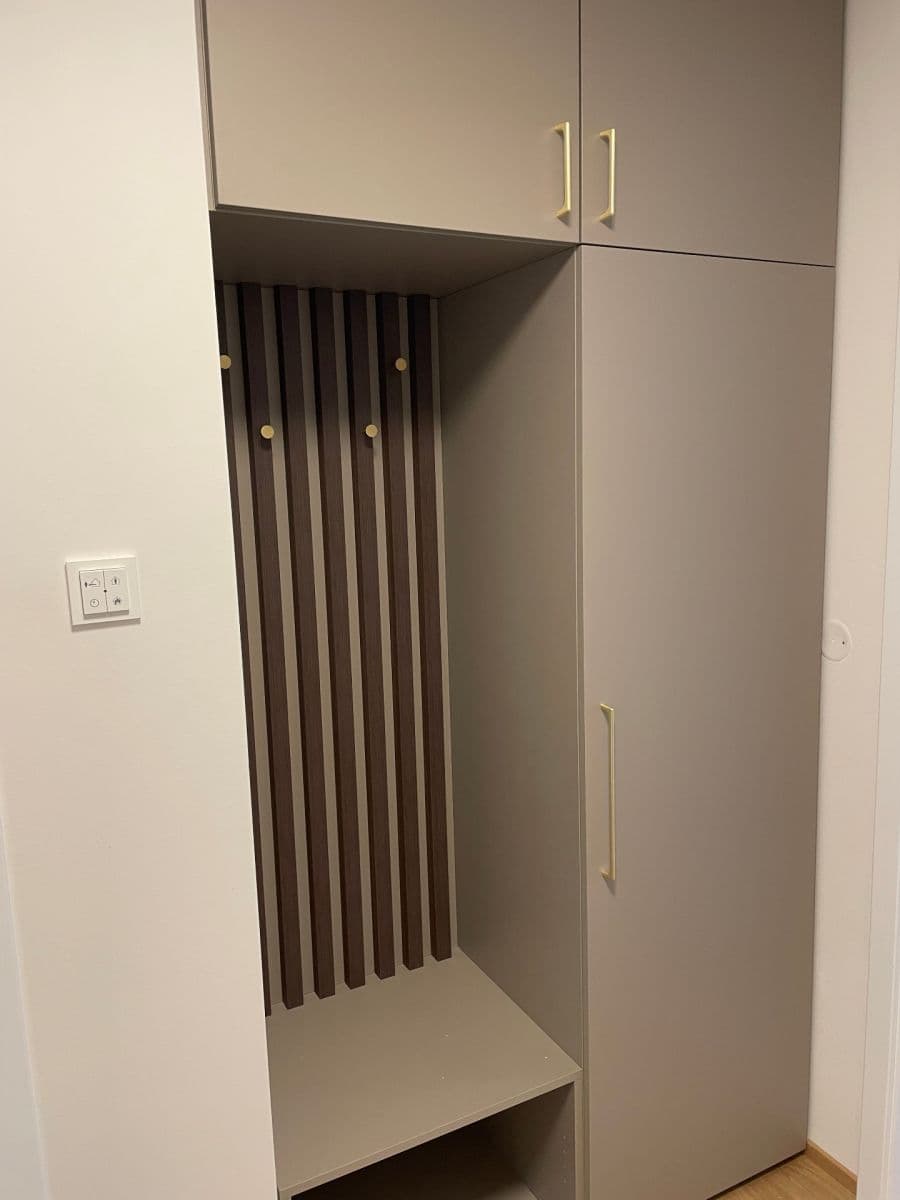 Pronájem bytu 2+kk 76 m², V Přístavu, Praha, Praha Pronájem bytu 2+kk 76 m², V Přístavu, Praha, Praha