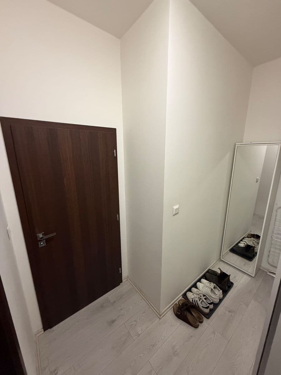 Pronájem bytu 1+kk 34 m², Jankovcova, Praha, Praha Pronájem bytu 1+kk 34 m², Jankovcova, Praha, Praha