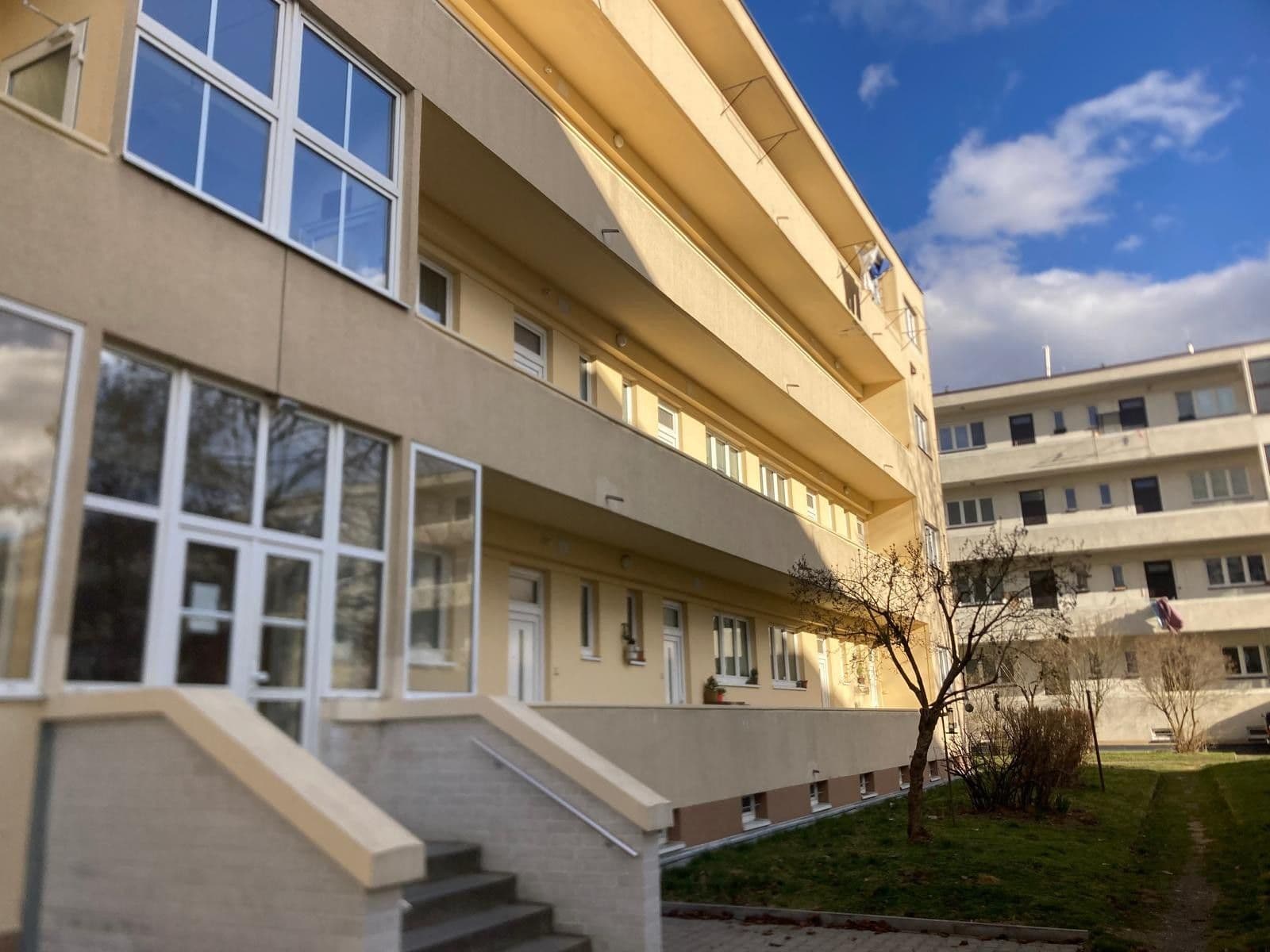 Pronájem bytu 2+kk 45 m², Neveklovská, Praha, Praha Pronájem bytu 2+kk 45 m², Neveklovská, Praha, Praha