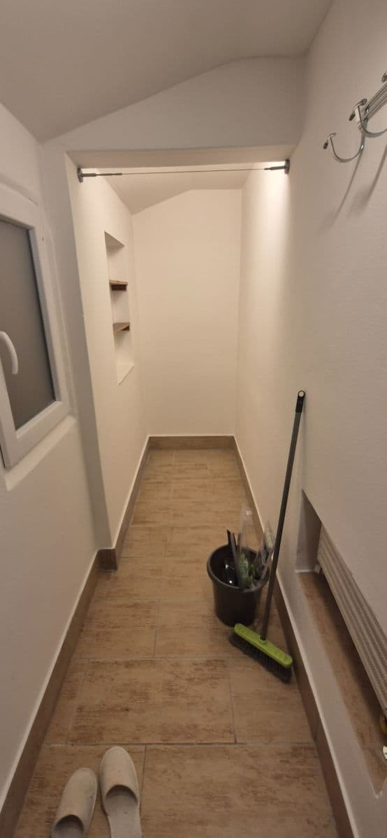 Pronájem bytu 2+kk 60 m², Škroupova, Chrudim, Pardubický kraj Pronájem bytu 2+kk 60 m², Škroupova, Chrudim, Pardubický kraj