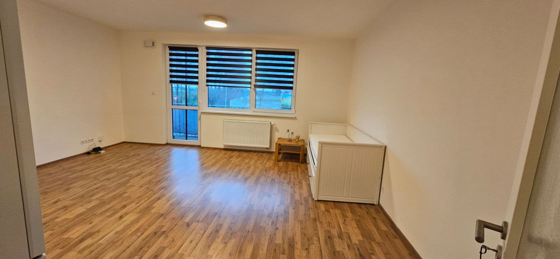 Pronájem bytu 1+kk 50 m², Velvarská, Horoměřice, Středočeský kraj Pronájem bytu 1+kk 50 m², Velvarská, Horoměřice, Středočeský kraj