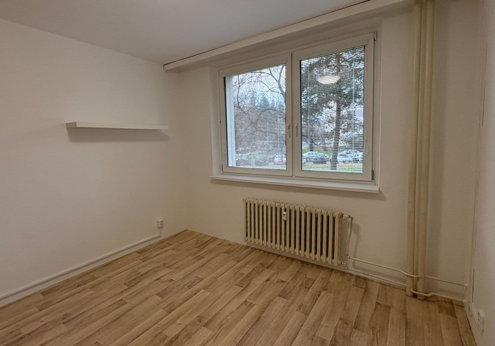Pronájem bytu 1+1 35 m², 2. května, Zlín, Zlínský kraj Pronájem bytu 1+1 35 m², 2. května, Zlín, Zlínský kraj