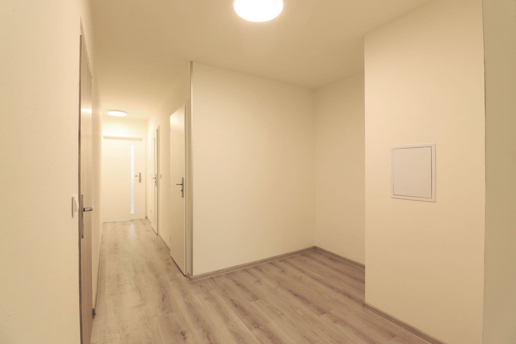 Pronájem bytu 3+kk 72 m², Borovanského, Praha, Praha Pronájem bytu 3+kk 72 m², Borovanského, Praha, Praha