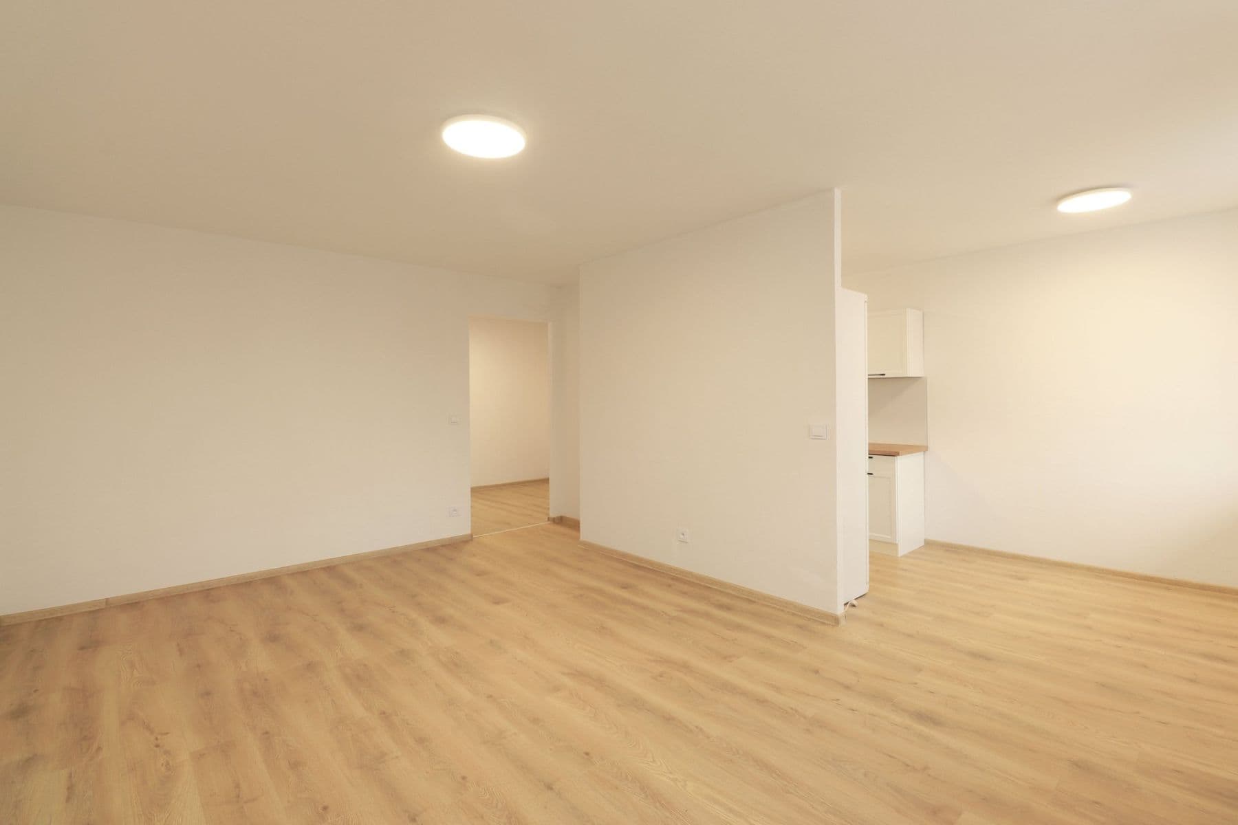 Pronájem bytu 3+kk 72 m², Borovanského, Praha, Praha Pronájem bytu 3+kk 72 m², Borovanského, Praha, Praha