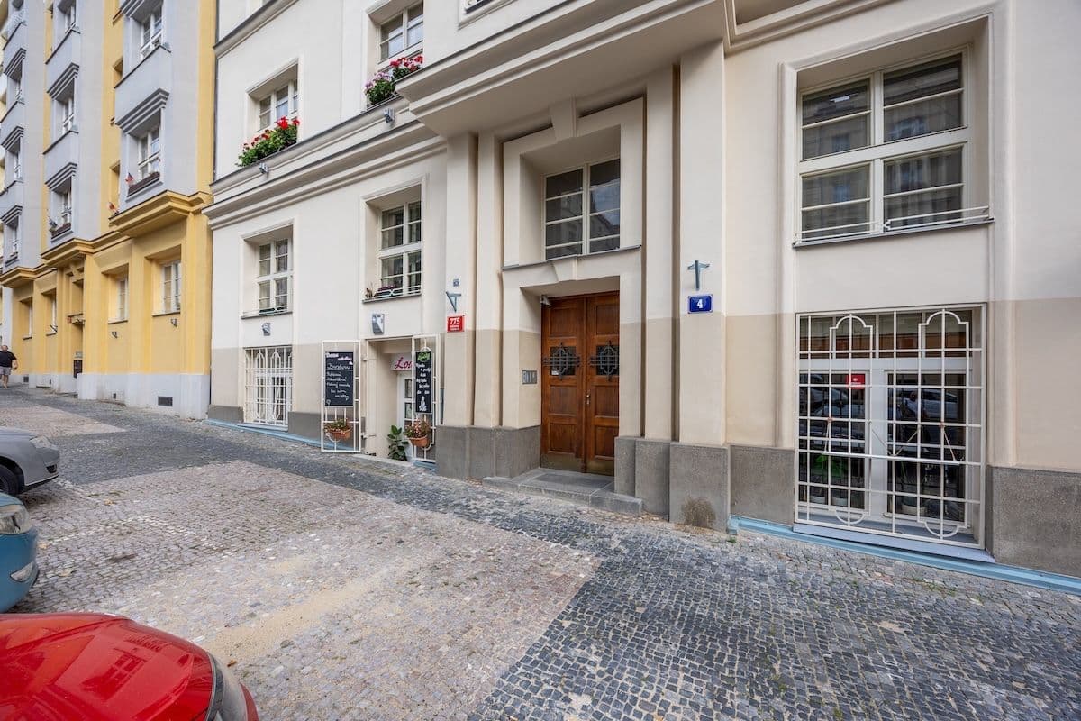 Pronájem bytu 1+kk 34 m², Minská, Praha, Praha Pronájem bytu 1+kk 34 m², Minská, Praha, Praha