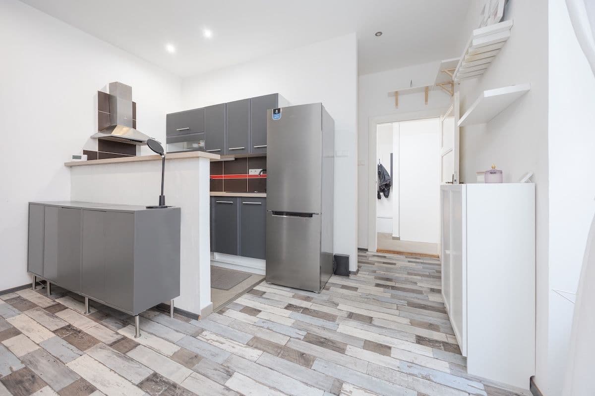 Pronájem bytu 1+kk 34 m², Minská, Praha, Praha Pronájem bytu 1+kk 34 m², Minská, Praha, Praha