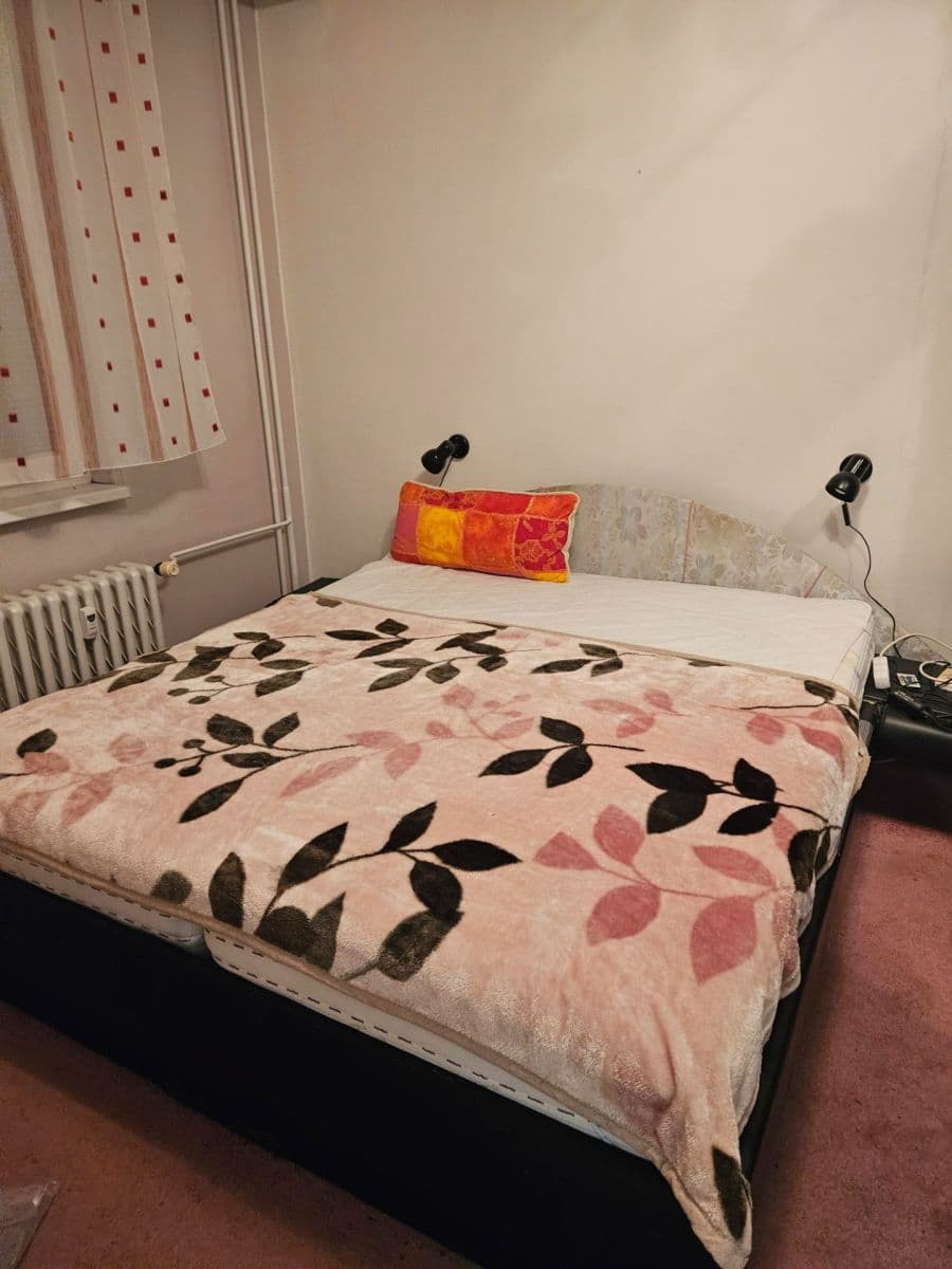 Pronájem bytu 3+1 71 m², Březhradská, Hradec Králové, Královéhradecký kraj Pronájem bytu 3+1 71 m², Březhradská, Hradec Králové, Královéhradecký kraj