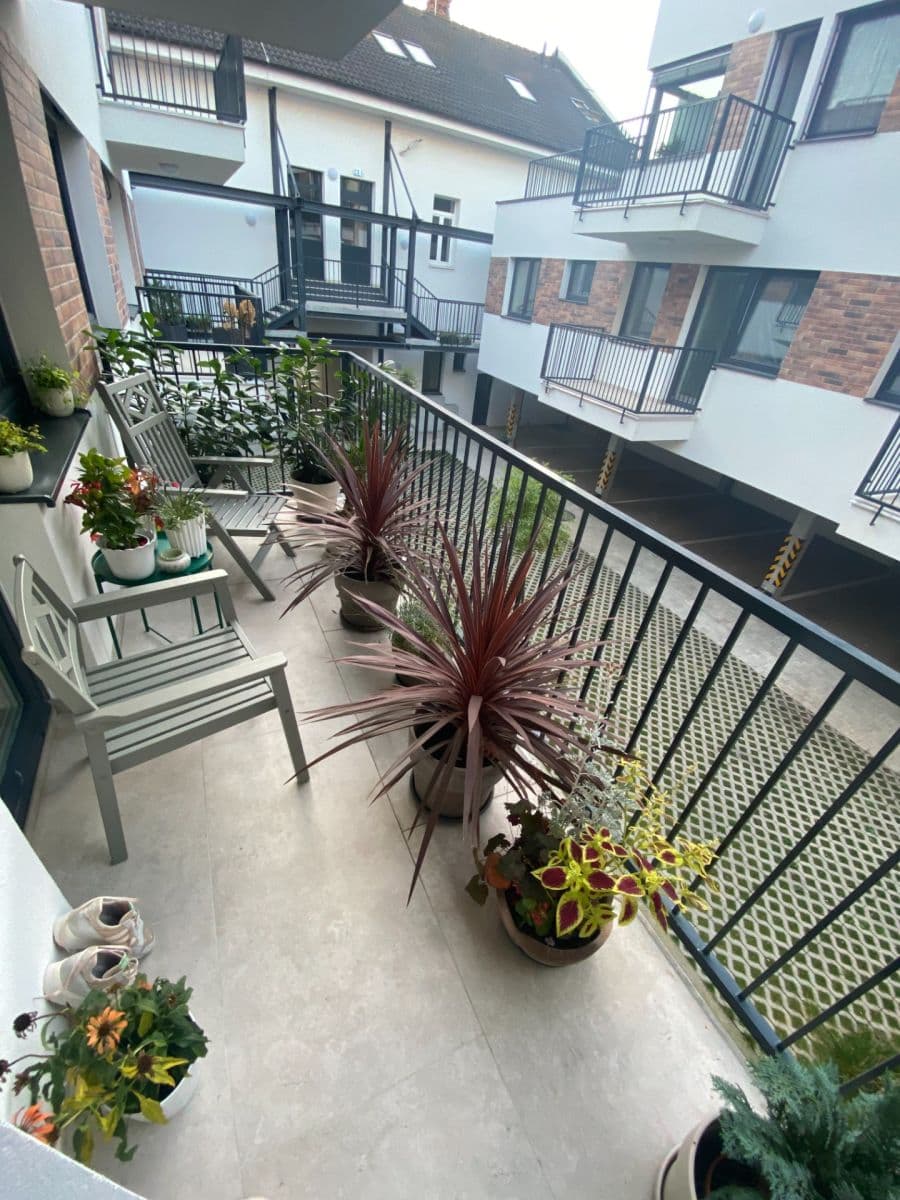 Pronájem bytu 2+1 58 m², Andreja Žarnova, Trnava, Trnavský kraj Pronájem bytu 2+1 58 m², Andreja Žarnova, Trnava, Trnavský kraj