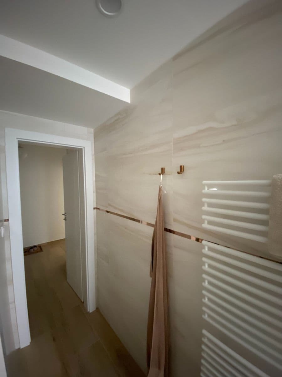 Pronájem bytu 2+1 58 m², Andreja Žarnova, Trnava, Trnavský kraj Pronájem bytu 2+1 58 m², Andreja Žarnova, Trnava, Trnavský kraj