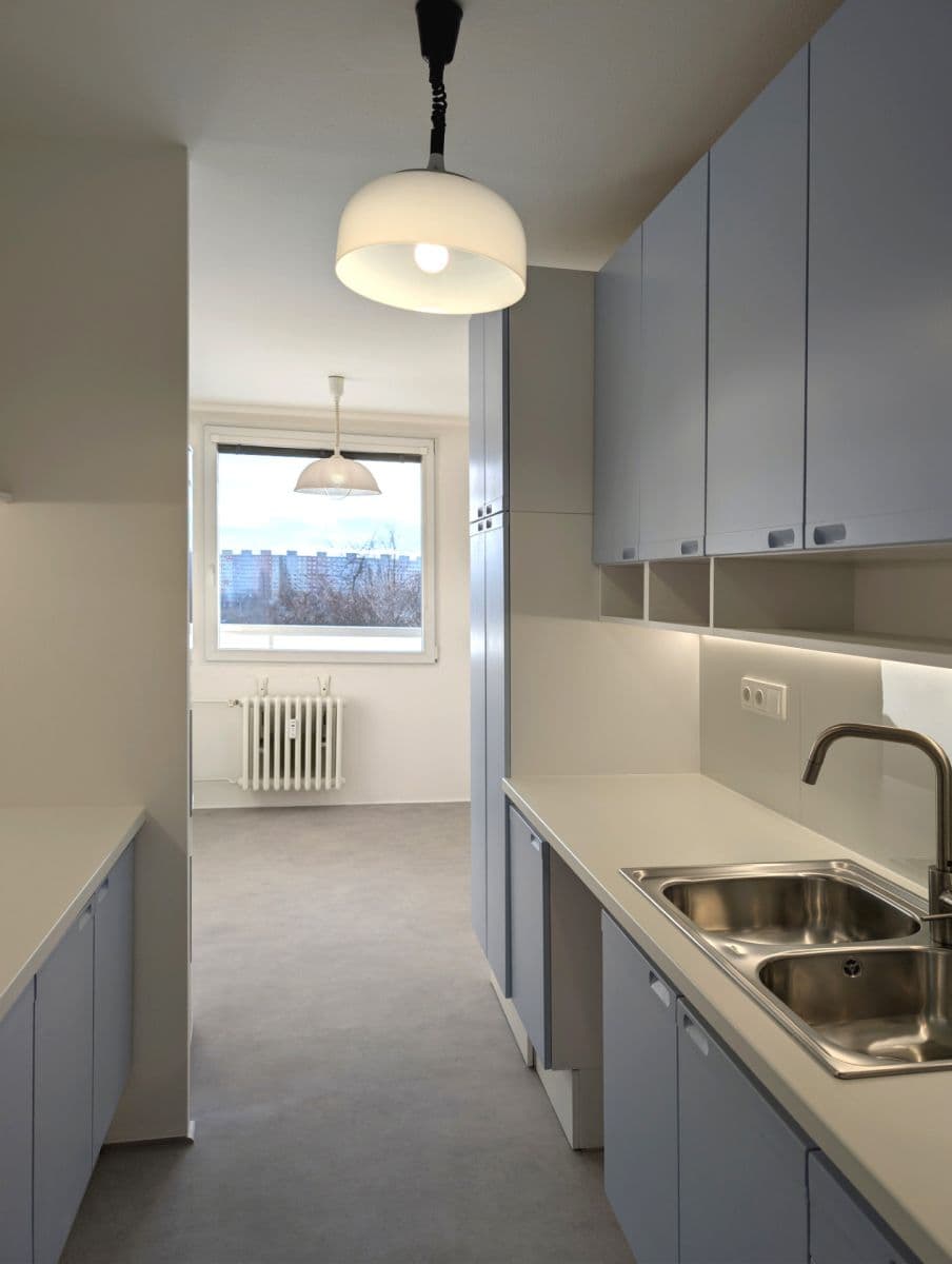 Pronájem bytu 4+1 107 m², Chalabalova, Praha, Praha Pronájem bytu 4+1 107 m², Chalabalova, Praha, Praha