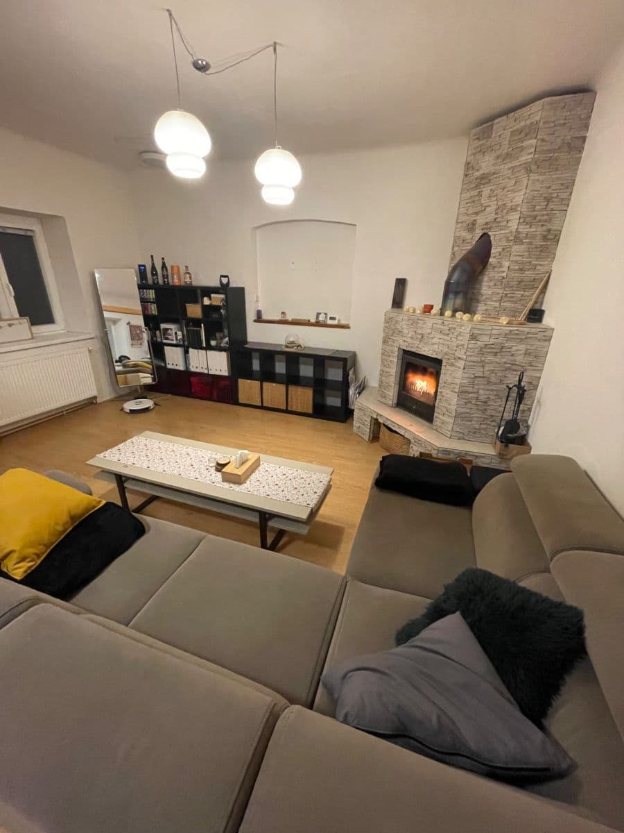 Pronájem bytu 1+1 60 m², U Lesíčka, Liberec, Liberecký kraj Pronájem bytu 1+1 60 m², U Lesíčka, Liberec, Liberecký kraj