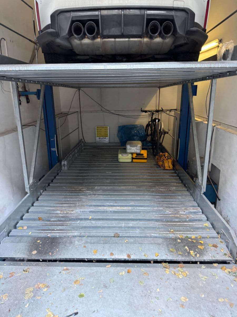 Pronájem garáže 15 m², Praha, Praha Pronájem garáže 15 m², Praha, Praha