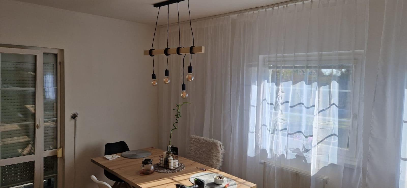 Pronájem domu 128 m², pozemek 1.200 m², V Pálce, Křenice, Středočeský kraj Pronájem domu 128 m², pozemek 1.200 m², V Pálce, Křenice, Středočeský kraj