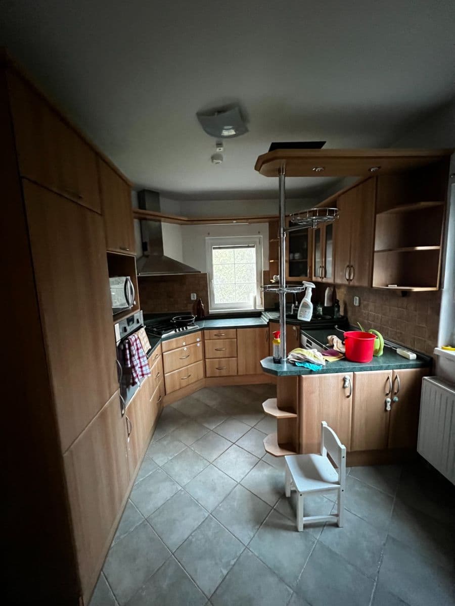 Pronájem domu 128 m², pozemek 1.200 m², V Pálce, Křenice, Středočeský kraj Pronájem domu 128 m², pozemek 1.200 m², V Pálce, Křenice, Středočeský kraj