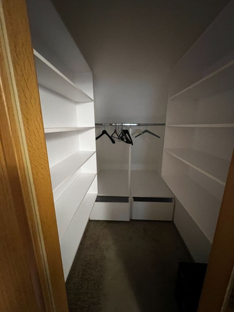 Pronájem domu 128 m², pozemek 1.200 m², V Pálce, Křenice, Středočeský kraj Pronájem domu 128 m², pozemek 1.200 m², V Pálce, Křenice, Středočeský kraj