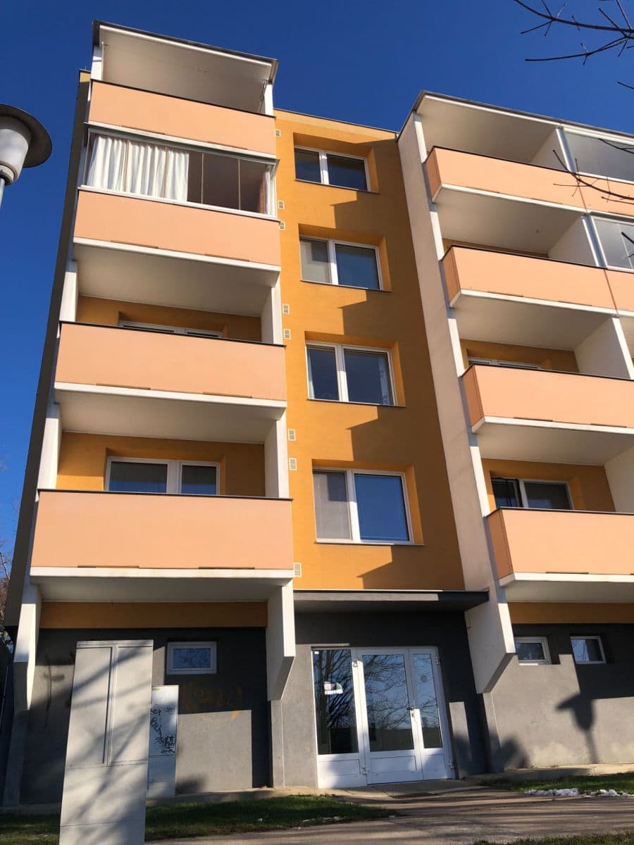 Pronájem bytu 1+1 33 m², Rousínovská, Brno, Jihomoravský kraj Pronájem bytu 1+1 33 m², Rousínovská, Brno, Jihomoravský kraj