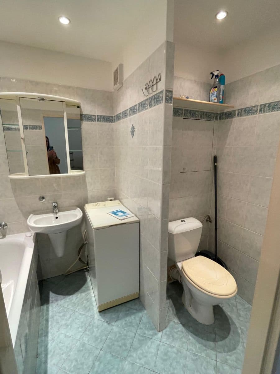 Prodej bytu 2+kk 45 m², Na Komořsku, Praha, Praha Prodej bytu 2+kk 45 m², Na Komořsku, Praha, Praha