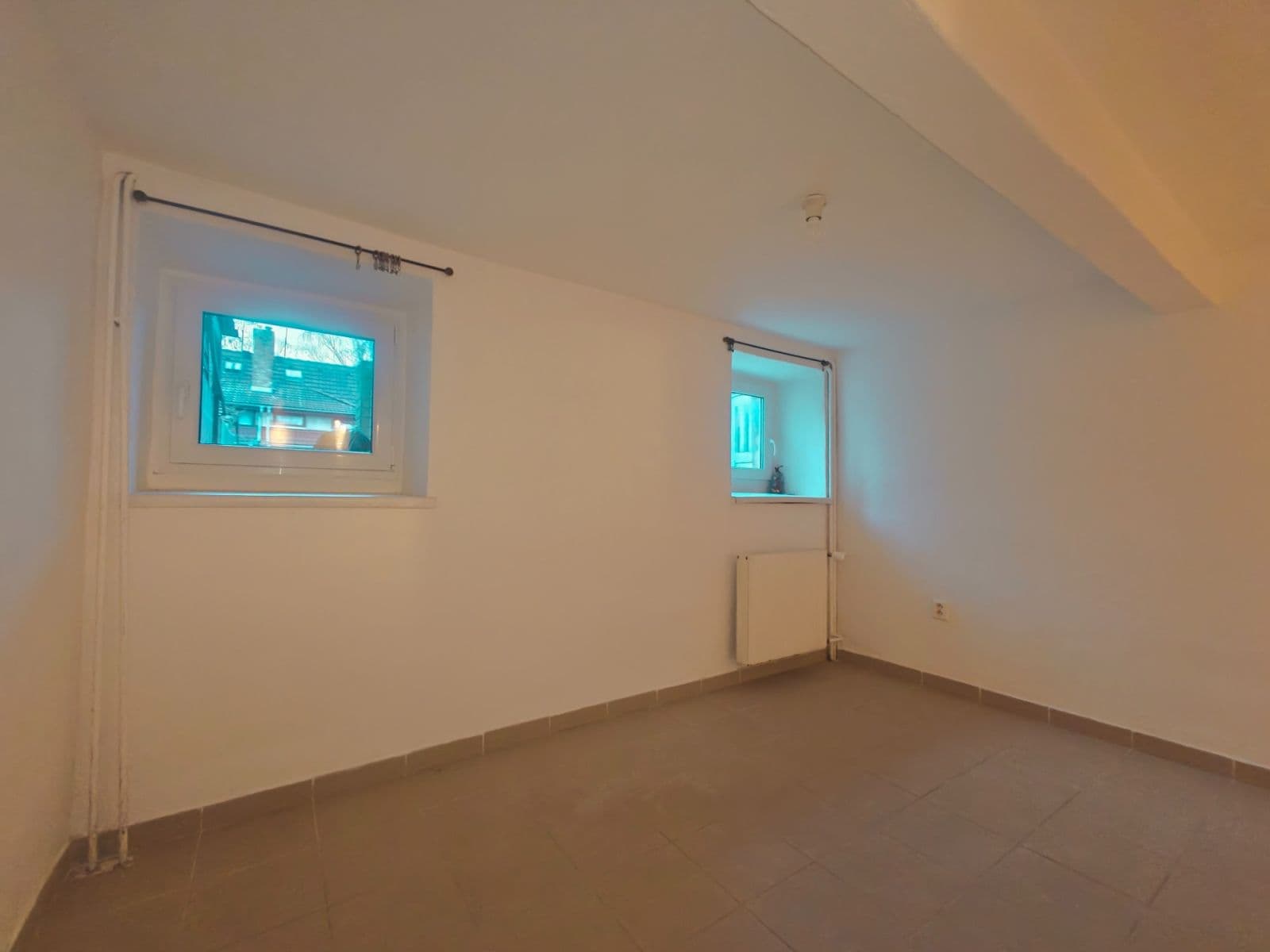 Pronájem domu 96 m², pozemek 100 m², Přímá, Praha, Praha Pronájem domu 96 m², pozemek 100 m², Přímá, Praha, Praha