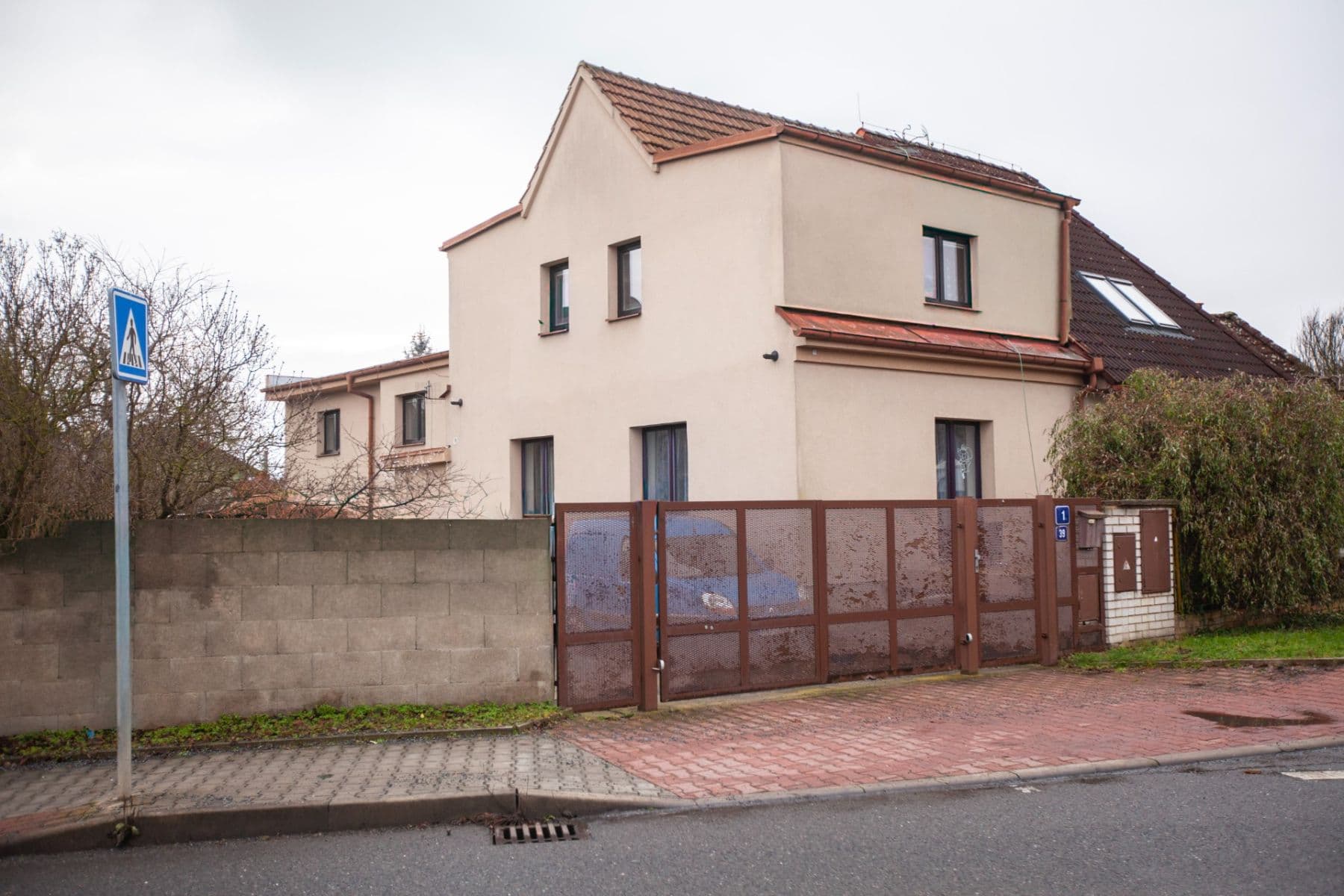 Prodej domu 160 m², pozemek 889 m², Ke Břvům, Praha, Praha Prodej domu 160 m², pozemek 889 m², Ke Břvům, Praha, Praha