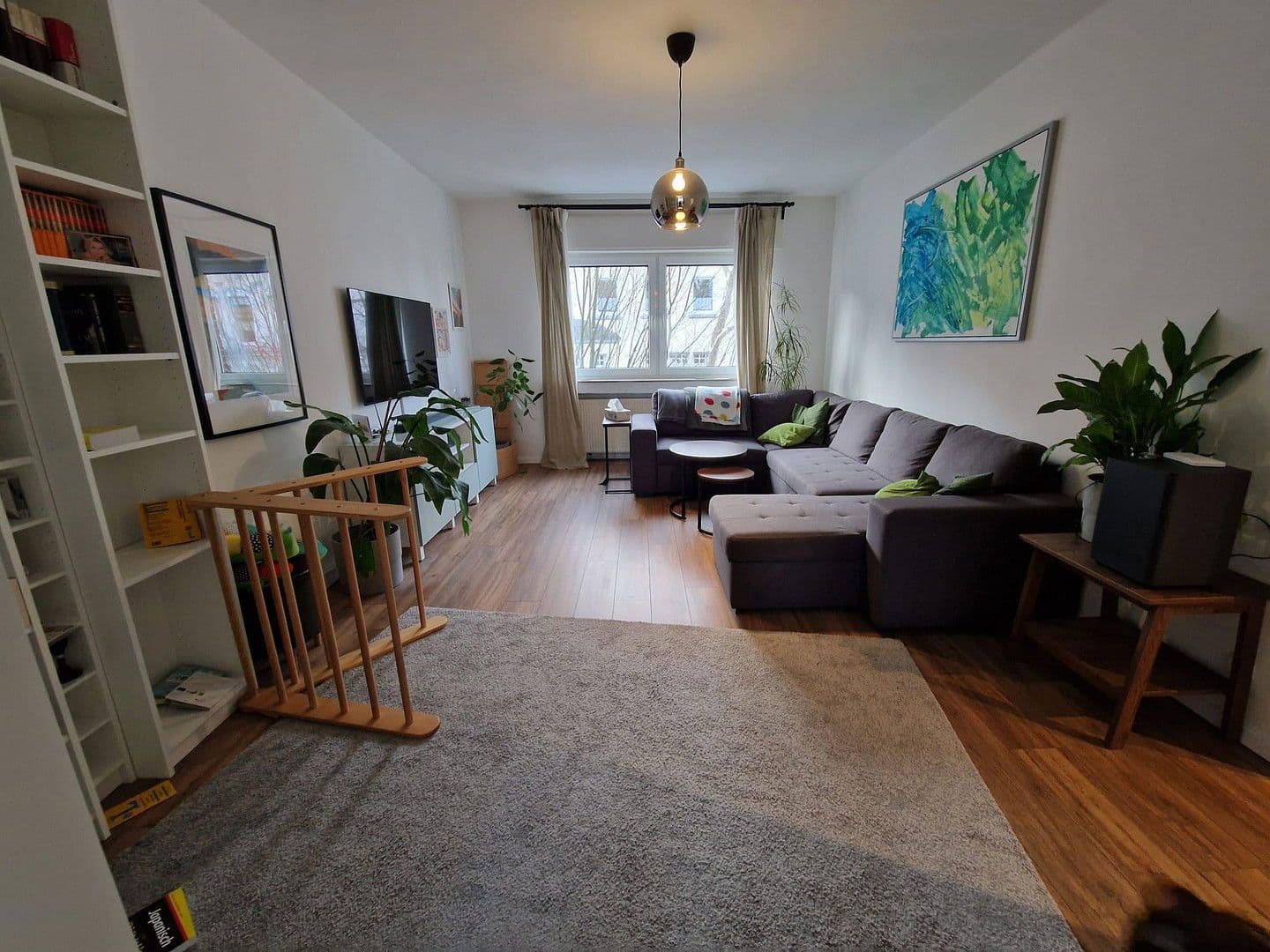 Pronájem bytu 4+1 109 m², Ebertstr. 93, Oberhausen, Severní Porýní-Vestfálsko Pronájem bytu 4+1 109 m², Ebertstr. 93, Oberhausen, Severní Porýní-Vestfálsko