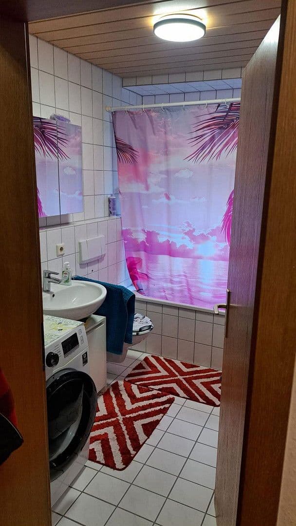 Pronájem bytu 1+1 44 m², Sandhausen, Bádensko-Württembersko Pronájem bytu 1+1 44 m², Sandhausen, Bádensko-Württembersko