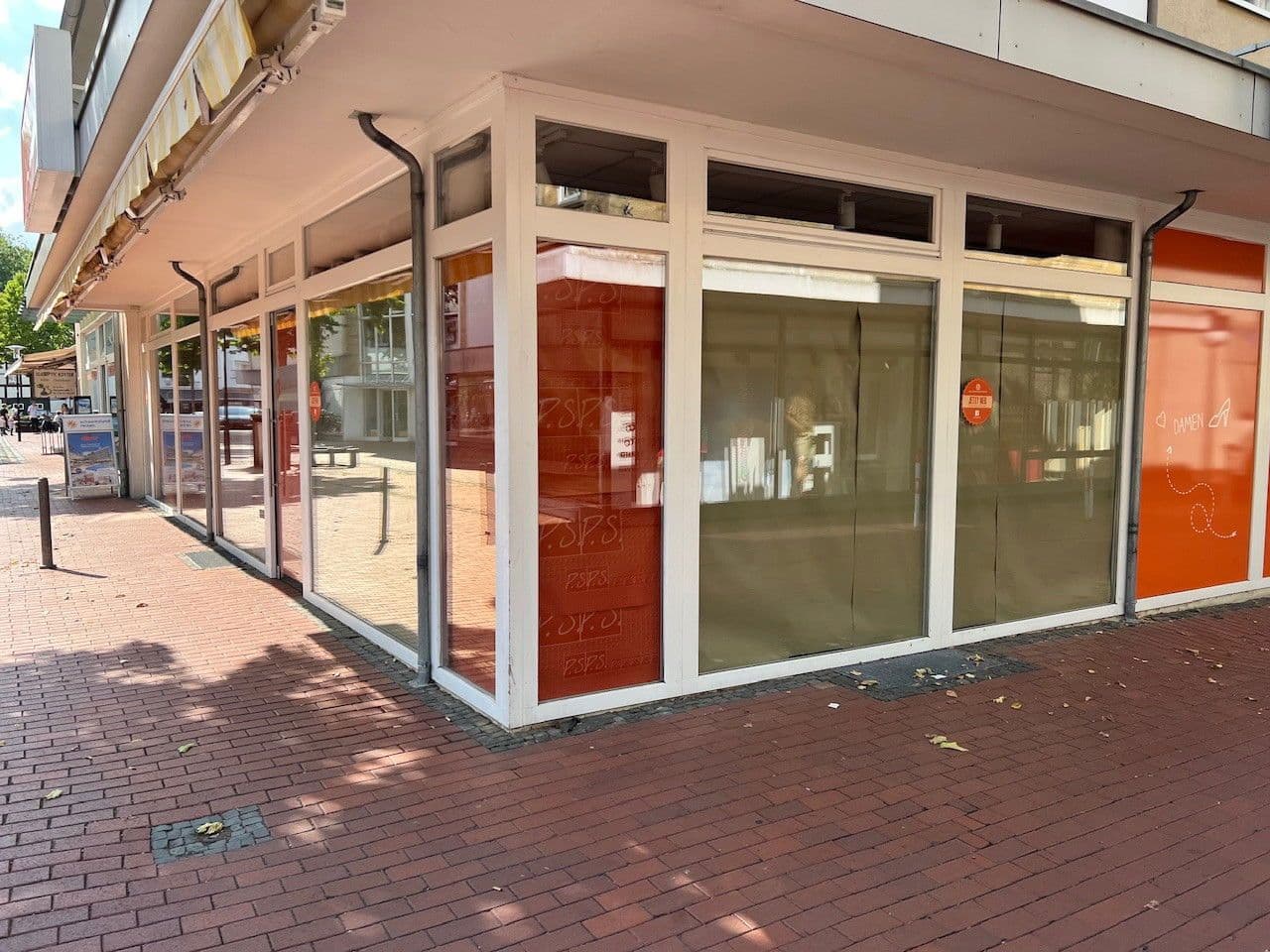 Pronájem nebytového prostoru 92 m², Hauptstraße 3-5, Recke, Severní Porýní-Vestfálsko Pronájem nebytového prostoru 92 m², Hauptstraße 3-5, Recke, Severní Porýní-Vestfálsko