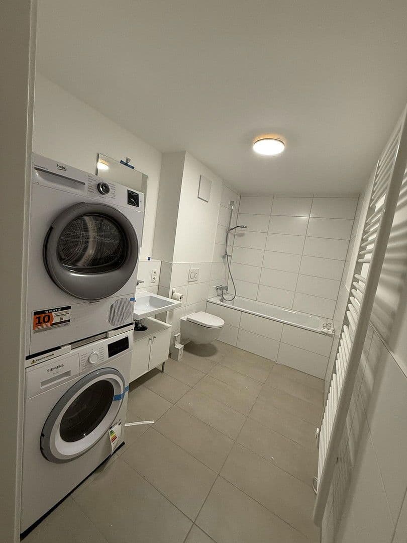 Pronájem bytu 2+1 54 m², Neufahrn bei Freising, Bavorsko Pronájem bytu 2+1 54 m², Neufahrn bei Freising, Bavorsko