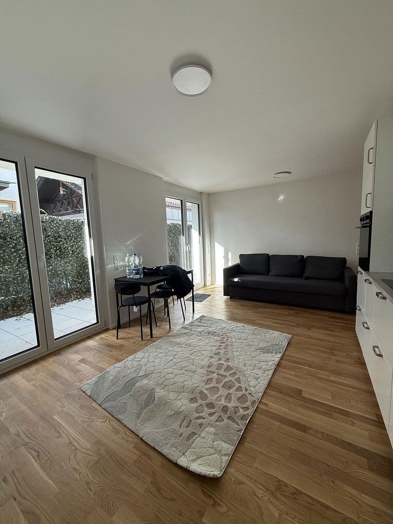 Pronájem bytu 2+1 54 m², Neufahrn bei Freising, Bavorsko Pronájem bytu 2+1 54 m², Neufahrn bei Freising, Bavorsko