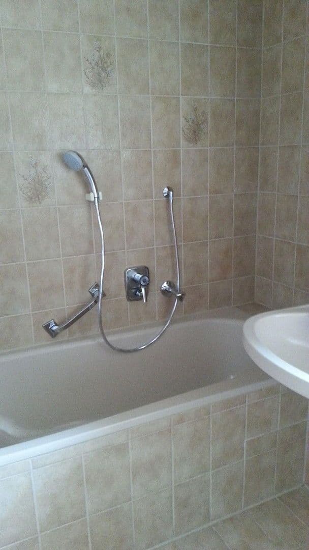 Pronájem bytu 3+1 74 m², Pforzheim, Bádensko-Württembersko Pronájem bytu 3+1 74 m², Pforzheim, Bádensko-Württembersko