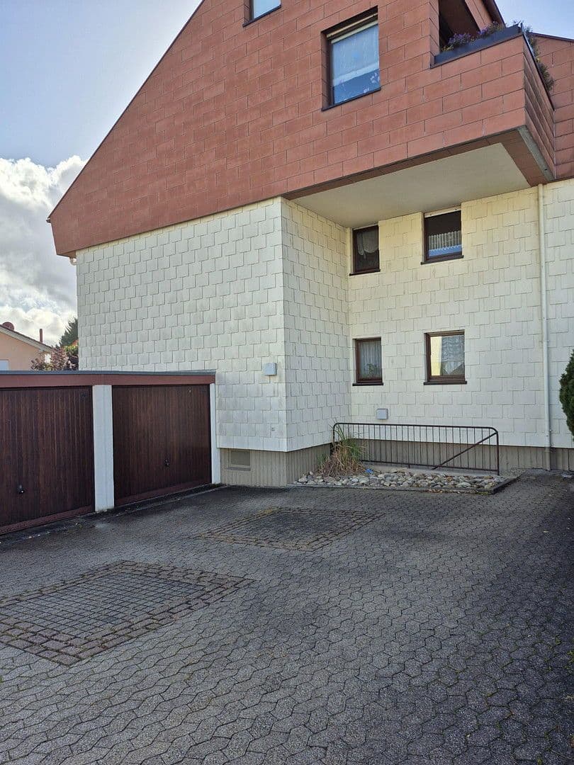 Pronájem bytu 3+1 74 m², Pforzheim, Bádensko-Württembersko Pronájem bytu 3+1 74 m², Pforzheim, Bádensko-Württembersko