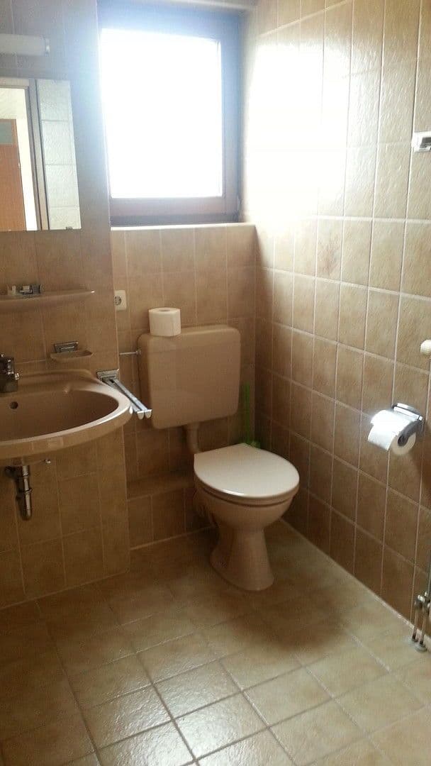 Pronájem bytu 3+1 74 m², Pforzheim, Bádensko-Württembersko Pronájem bytu 3+1 74 m², Pforzheim, Bádensko-Württembersko