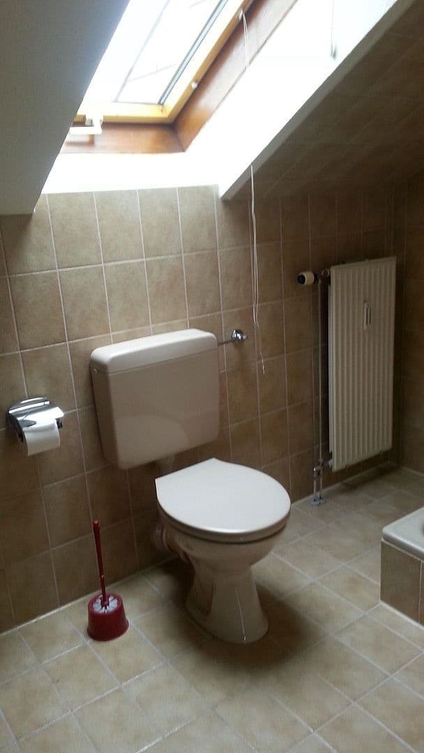 Pronájem bytu 3+1 74 m², Pforzheim, Bádensko-Württembersko Pronájem bytu 3+1 74 m², Pforzheim, Bádensko-Württembersko