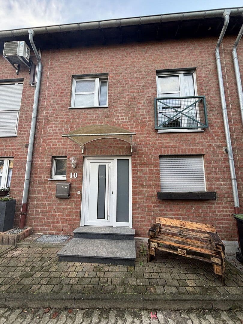 Prodej domu 148 m², pozemek 152 m², Jüchen, Severní Porýní-Vestfálsko Prodej domu 148 m², pozemek 152 m², Jüchen, Severní Porýní-Vestfálsko