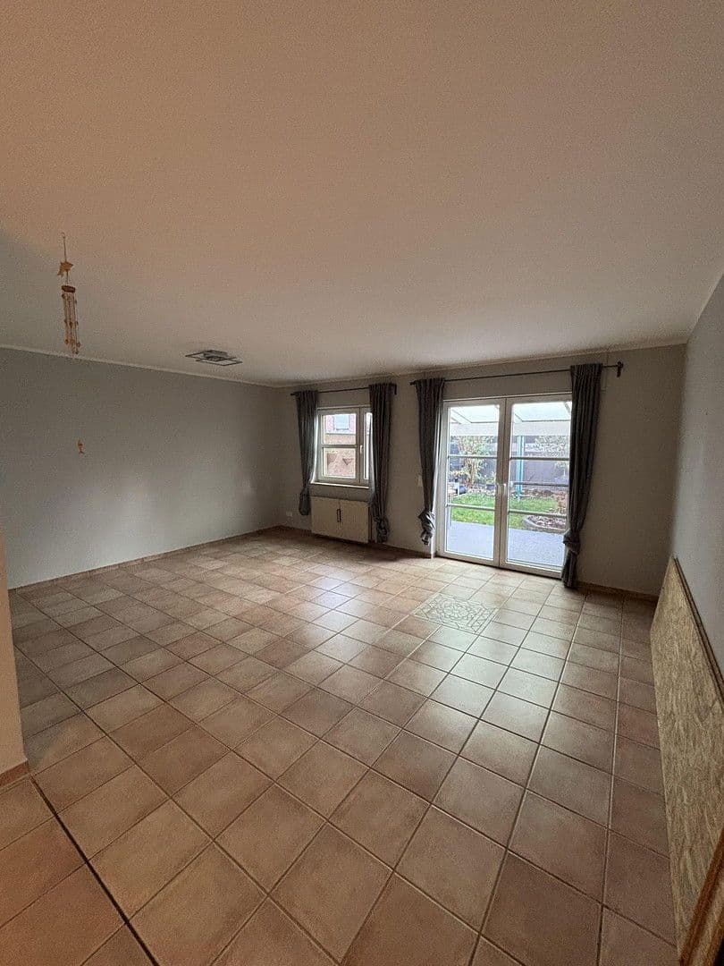 Prodej domu 148 m², pozemek 152 m², Jüchen, Severní Porýní-Vestfálsko Prodej domu 148 m², pozemek 152 m², Jüchen, Severní Porýní-Vestfálsko