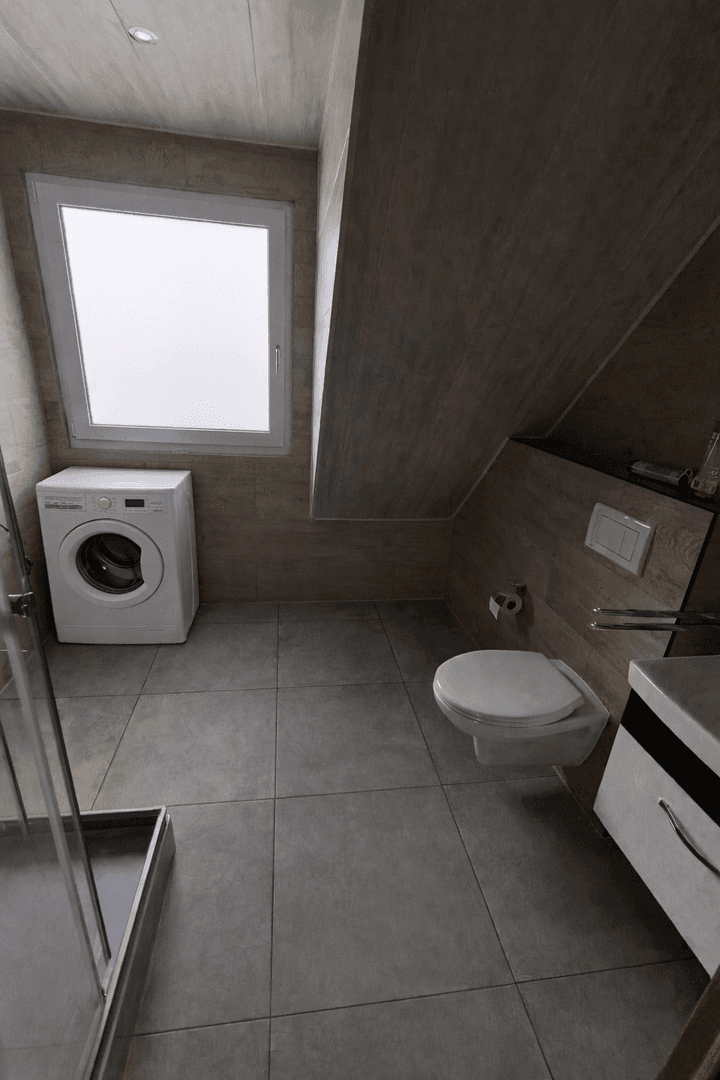 Pronájem bytu 3+1 87 m², Bad Rappenau, Bádensko-Württembersko Pronájem bytu 3+1 87 m², Bad Rappenau, Bádensko-Württembersko