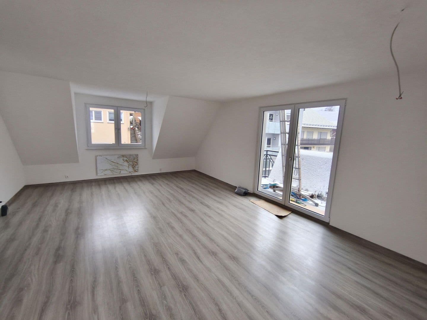 Pronájem bytu 3+1 87 m², Bad Rappenau, Bádensko-Württembersko Pronájem bytu 3+1 87 m², Bad Rappenau, Bádensko-Württembersko