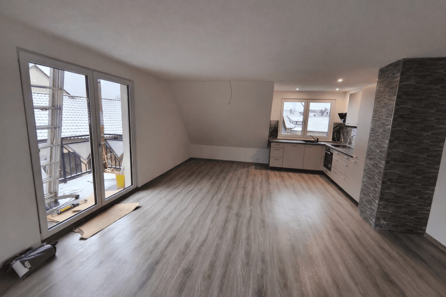 Pronájem bytu 3+1 87 m², Bad Rappenau, Bádensko-Württembersko Pronájem bytu 3+1 87 m², Bad Rappenau, Bádensko-Württembersko